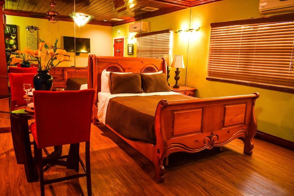 Brownstone Guesthouses Nassau Dış mekan fotoğraf